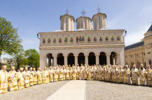 Црквата најдоверлива институција во романското општество