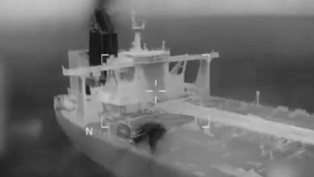 Два запленети венецуелски танкери повторно забележани кај Порторико