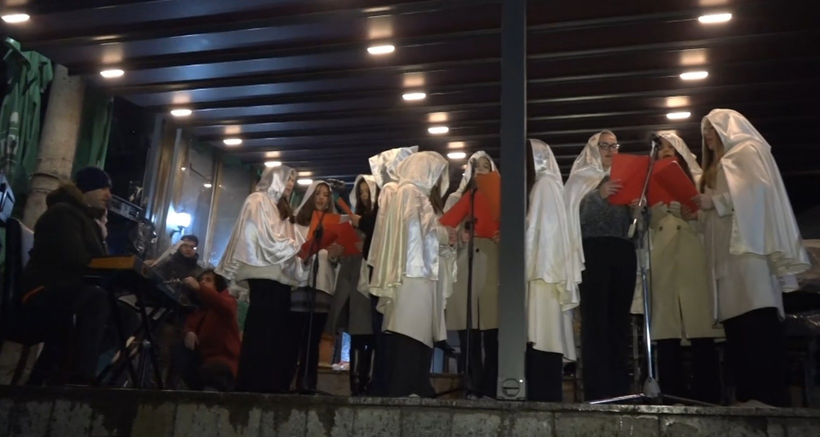 По 13-ти пат во Крушево се одржа уникатна манифестација „Дева“ со која се најавува Христовото раѓање