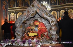 Бадник-Предвесник на Христовото раѓање, празник на радост, заедништво