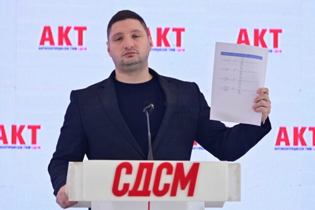 Фрчкоски објави нова „бомба“: „51 тендер и 16 милиони евра за омилена фирма на ВМРО-ДПМНЕ“