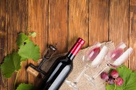 САД се заканува со 200 проценти царини за француски вина