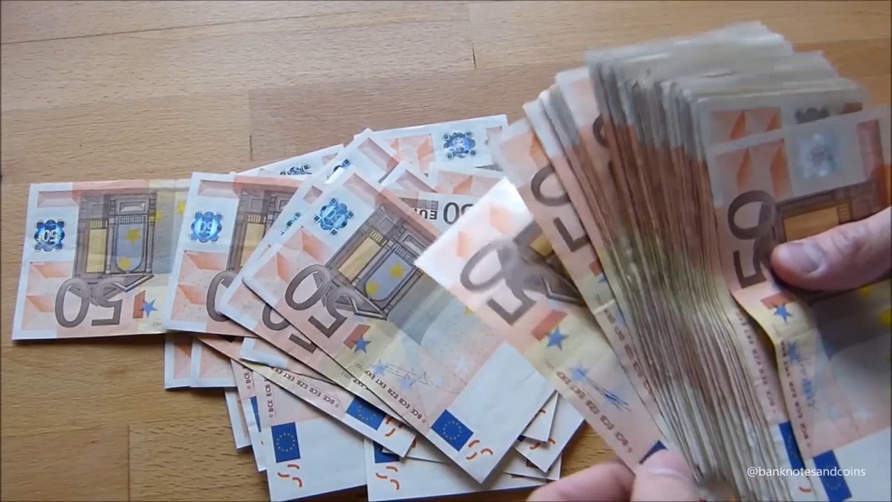 Зад корекција на плочки најдени алуминиумски ролни со пари