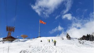 Најмногу снег и најстудено на Попова Шапка