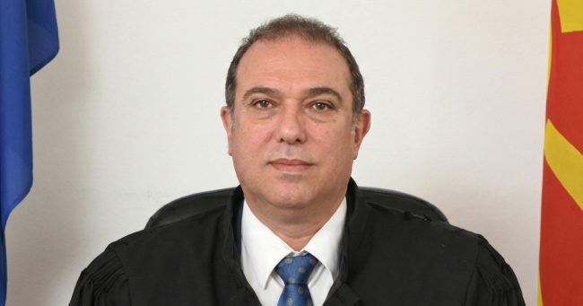 СУДИЈАТА ЃОКО РИСТОВ СО СОЅИДАНИТЕ НЕПОТКРЕПЕНИ 350 ИЛЈАДИ ЕВРА ВО КУЌАТА НА РОДИТЕЛИТЕ Е ТУКА, СЕ БАРА КУЌЕН ПРИТВОР