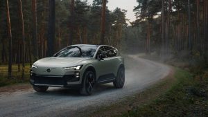 Волво ја вложува иднината во Е Икс 60, соперник на БМВ и-Икс-3 што ќе го освојува светот