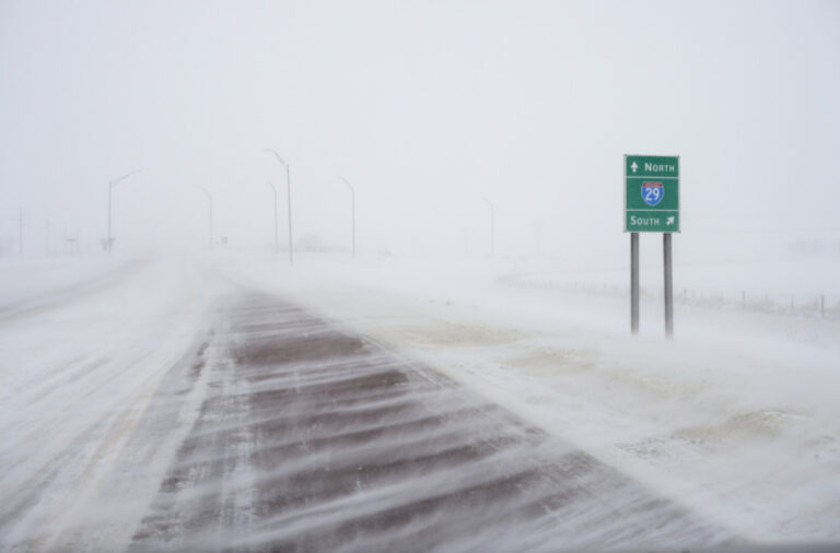 Тексас и Оклахома очекуваат температури до -46 степени, зимска бура го погоди источниот дел на САД