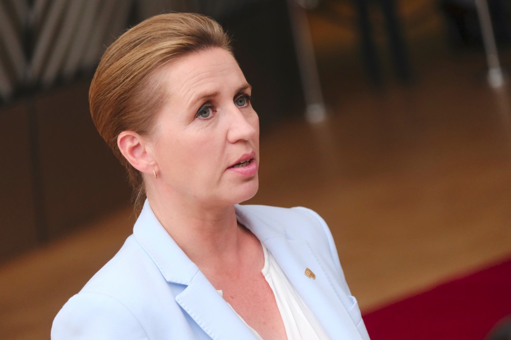 Фредериксен: Подготвени сме да направиме сè за договор со САД