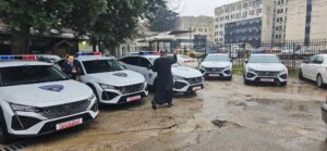 Неколку полицајци од сообраќајна со верско лице ги осветувале возилата, па заменик-министерот најавува казни за нив и тие кои виделе а не спречиле