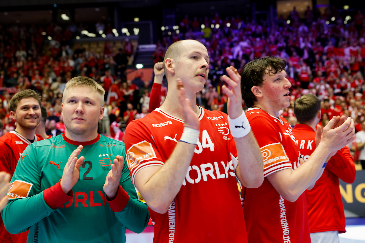 Шок за Данска – клучен играч заврши во болница!