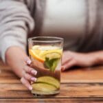 Мини детоксикација по Нова Година: Како да се опоравите и да го освежите организмот пред Божиќ