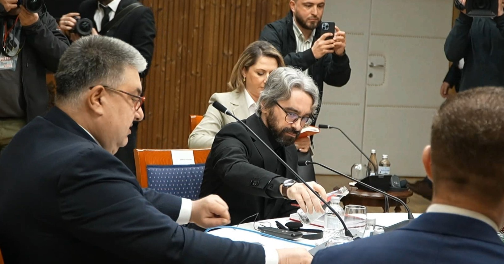 Филипче не попушта ни по лидерската, инсистира на техничка влада