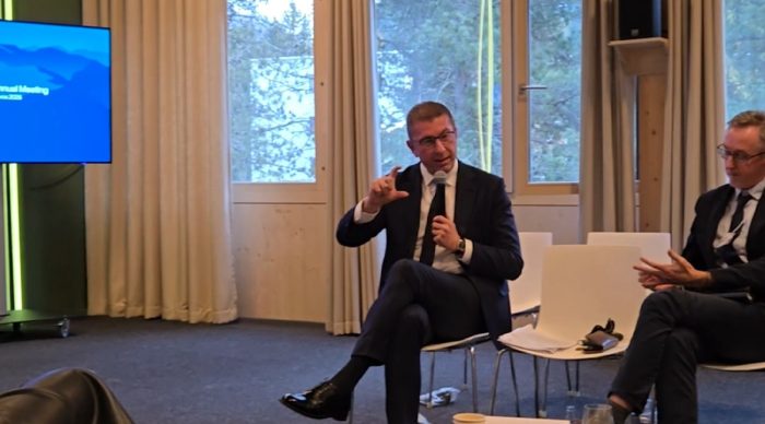 МИЦКОСКИ ВО ДАВОС: Лобирање за стратешките енергетски проекти „Бошков мост“ и „Чебрен и Галиште“