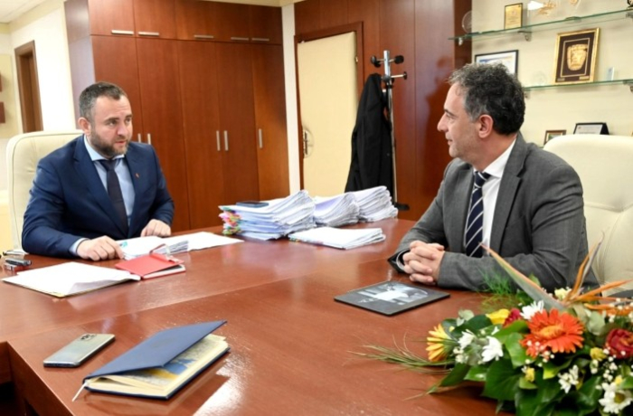 Алиу и Тошковски ќе информираат за опасностите од употреба на пиротехника