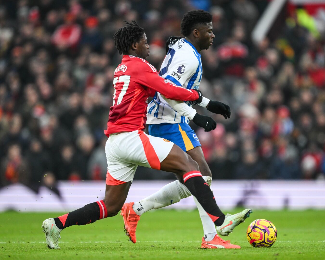 Јунајтед го обнови интересот за Карлос Балеба