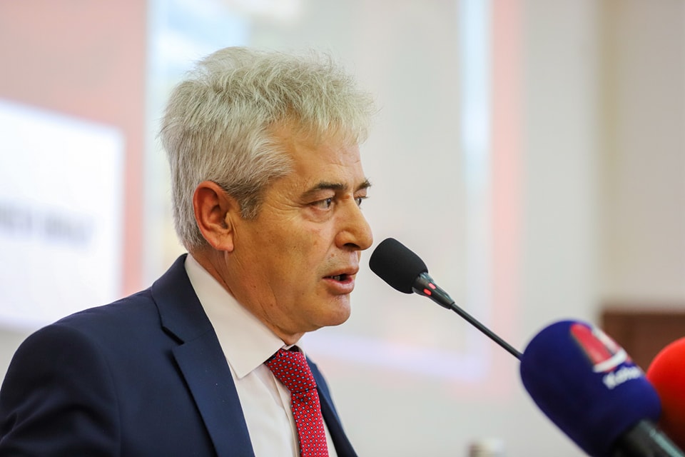 Ахмети ќе има средба во четири очи со Мицкоски за двотретинско мнозинство за „Безбеден град“