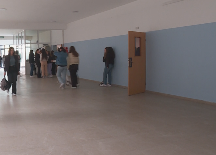 Стратува второто полугодие за учениците