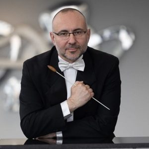 Македонска филхармонија премиерно ќе ја изведе мисата за мир „Вооружен човек“