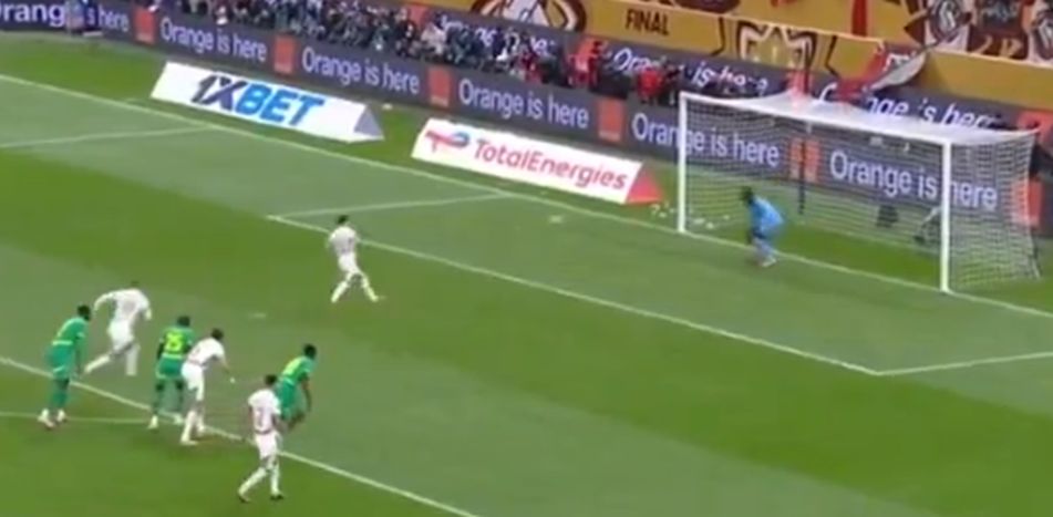 Дијаз во соблекувалната им се извинил на сите и прснал да плаче, но прошка нема!