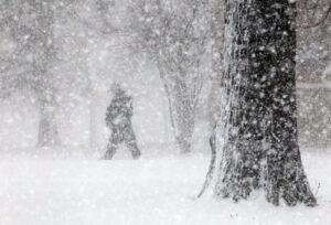 Продолжуваат врнежите, в недела снег и на пониските места