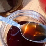 Евтин домашен сируп кој го исфрла секретот од белите дробови – сите состојки ги имате во кујната