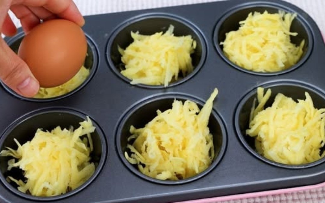 Само два компири и две јајца за појадок што се подготвува за миг и ќе ве остави без зборови