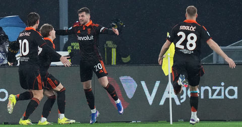 ВИДЕО: Комо игра како Барса, го уништи Лацио и го разниша столчето на Сари!