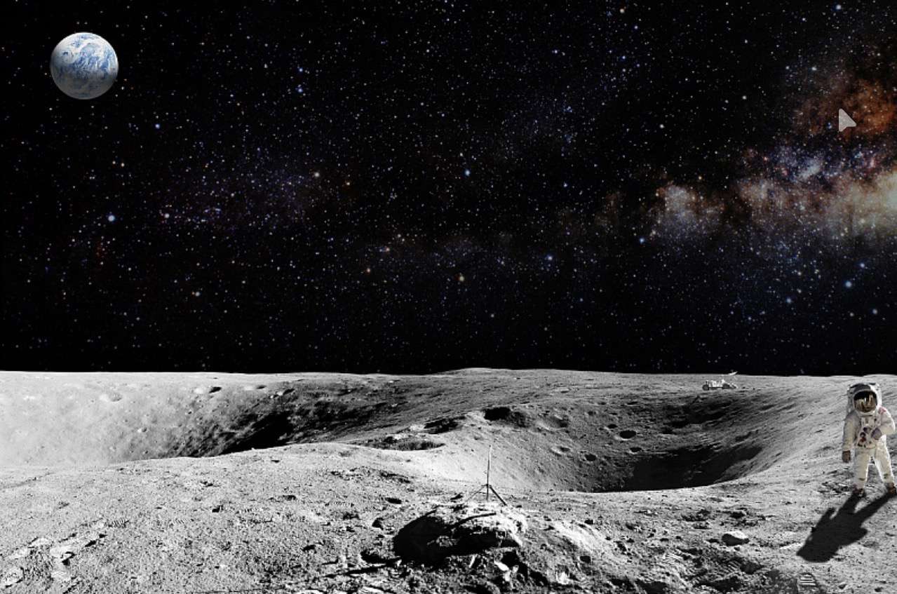 Русија планира да изгради нуклеарна централа на Месечината за десет години