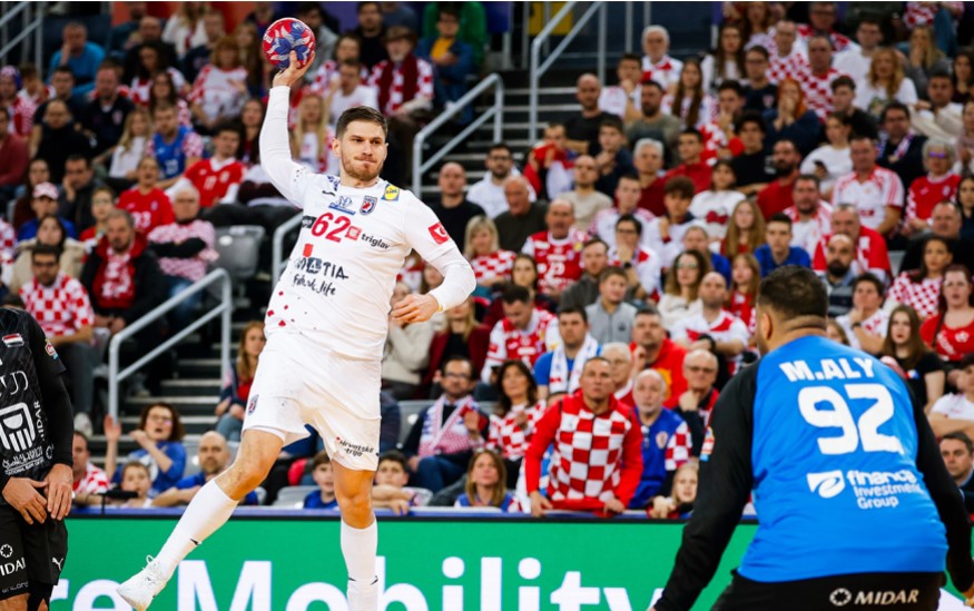 Хрватска не дозволи да ја има првата сензација на ЕП, Франција и Шпанија сигурни