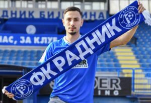 Иван Николов потпиша за Радник Бјелина (ФОТО)