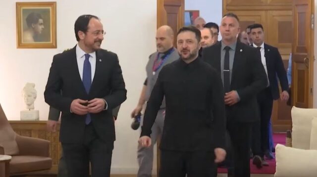 Русија, Украина и САД ги продолжуваат мировните преговори во недела