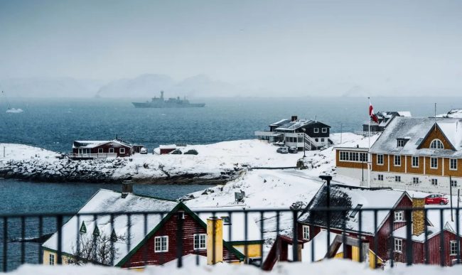 ВРЕМЕ Е ДА СЕ ОТСТРАНИ РУСКАТА ЗАКАНА ОД ГРЕНЛАНД, КАЖА ТРАМП