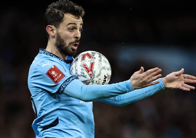 Гундоган го убедува Силва да се пресели во Галатасарај