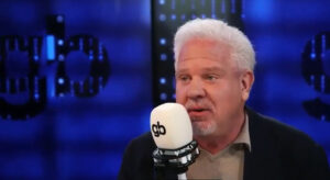 Американски коментатор: Нафтата од Венецуела не ѝ е потребна на Америка, туку на Кина, и затоа го уапсивме Мадуро