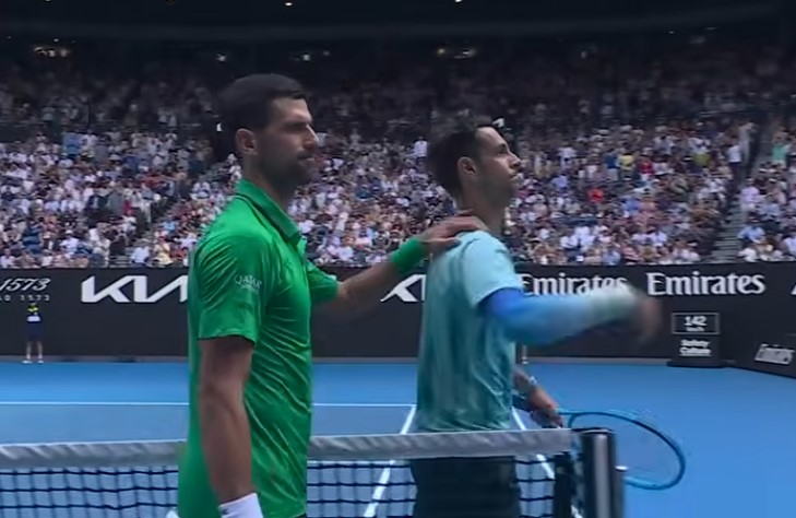 Ѓоковиќ губеше 2:0, но оди во полуфинале