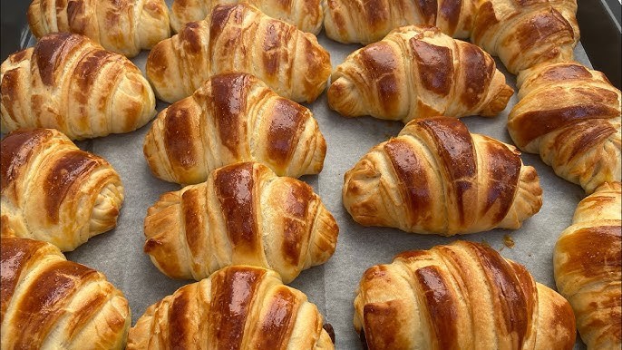 Најмеките кифлички со Нутела што некогаш ќе ги пробате – едноставни, неодоливо вкусни и готови за миг