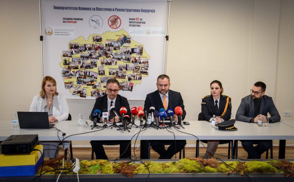 Запленети над 252.000 парчиња пиротехника и поднесени 37 кривични пријави, кажа Тошковски