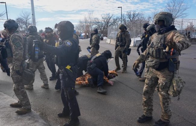 НЕ Е ДЕКА ДОАЃААТ СС-ТРУПИ, ВЕЛИ ИТАЛИЈА ЗА ПРИСУСТВОТО НА АМЕРИКАНСКИТЕ АГЕНТИ ЗА ИМИГРАЦИЈА НА ОЛИМПИЈАДАТА ВО МИЛАНО