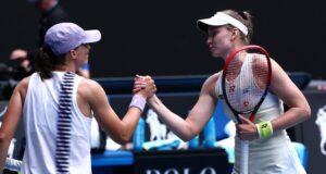 Пегула и Рибакина во полуфиналето на АО, крај за Швјонтек