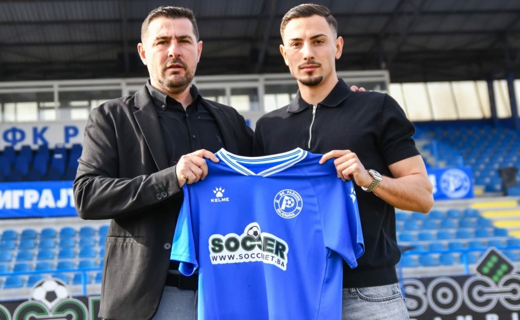 Иван Николов потпиша за Радник Бјелина