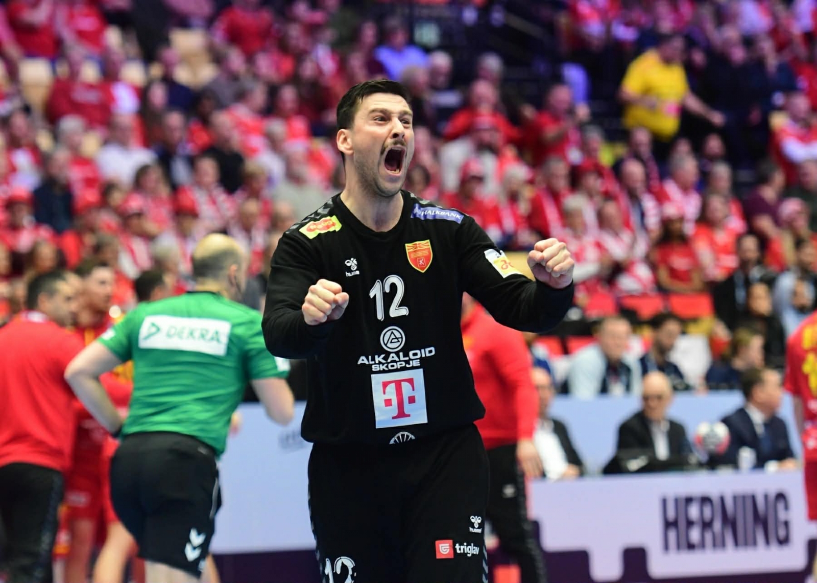 Томовски ја има една од најдобрите пет одбрани на денот! (ВИДЕО)