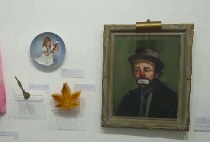 Музеј на лоши подароци отворен во Канада: Лошото за еден-вредно за друг