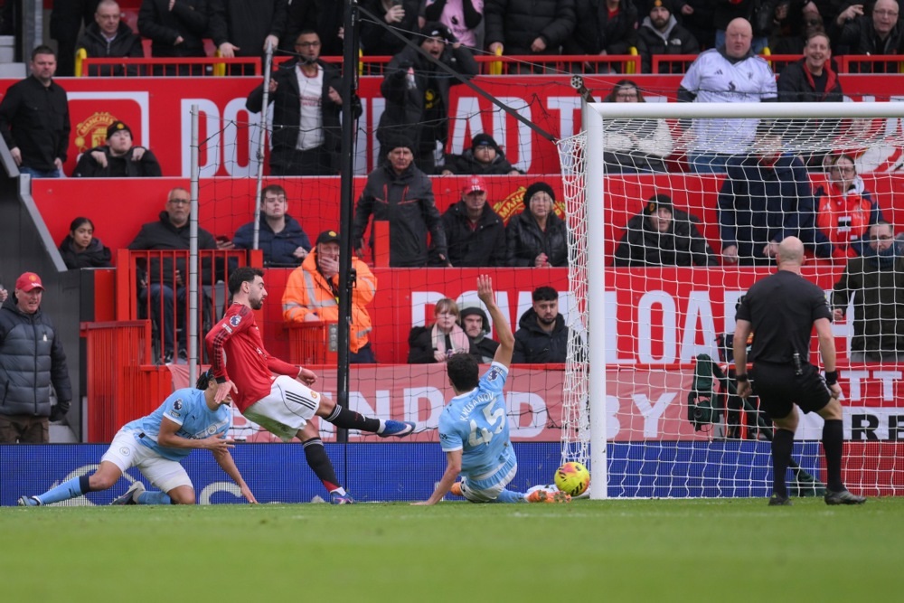 (Видео) Јунајтед го нокаутира Сити во градското дерби