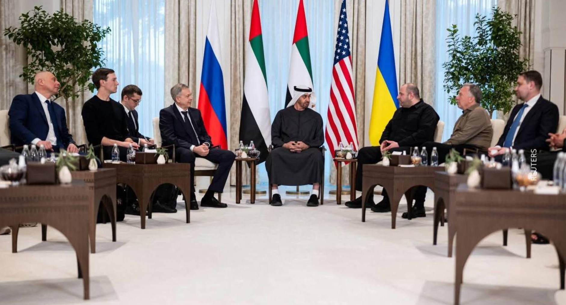 Заврши денешната рунда преговори меѓу делегациите на Москва, Вашингтон и Киев во Абу Даби – се огласи Зеленски