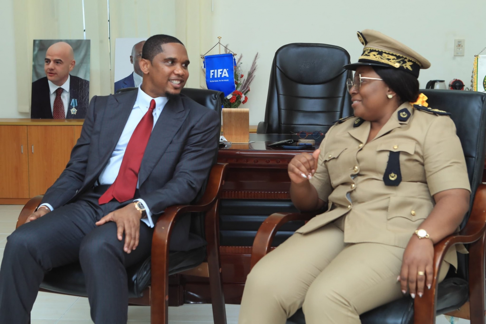 „Ето не јадеше со камерунската репрезентација зашто се плашеше дека ќе го отрујат“