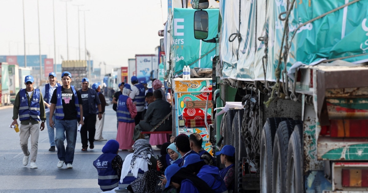 Израел се согласи да го отвори преминот Рафа само за пешаци