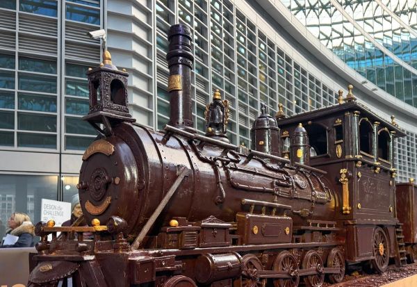 Направен најдолгиот чоколаден воз во светот, но не е за јадење