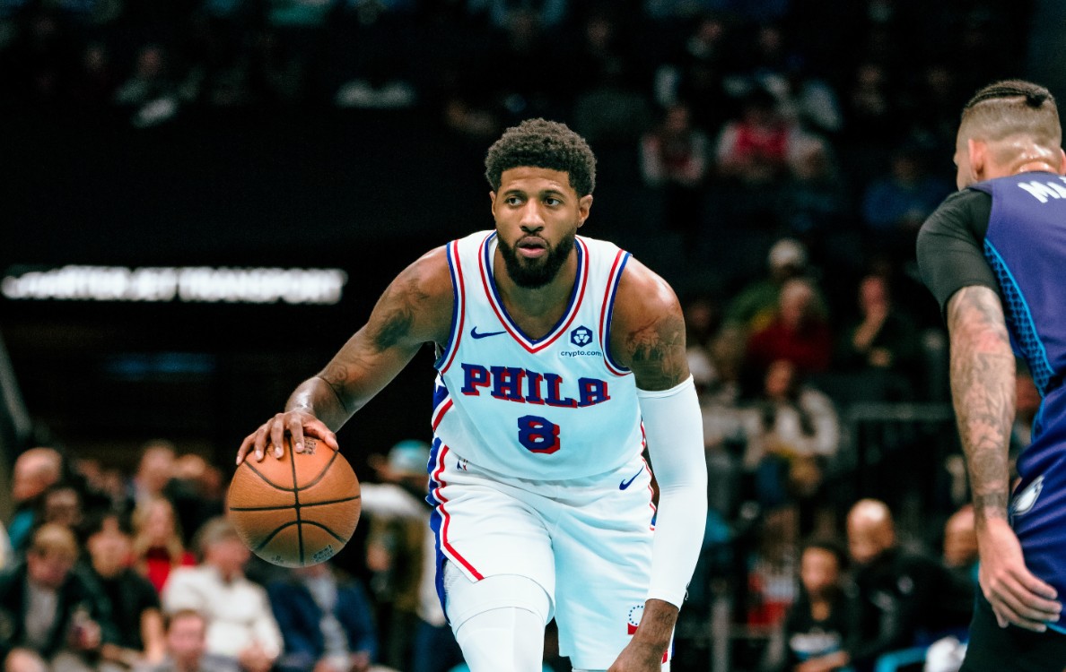 Пол Џорџ суспендиран на 25 натпревари, ќе остане без богатство