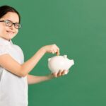 Милионер открива: Овие 5 реченици ги учат децата повеќе за парите од која било друга лекција