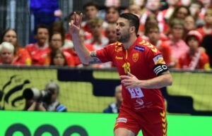 Никој како Кузмановски – „Фитиљ“ го урна рекордот на Лазаров